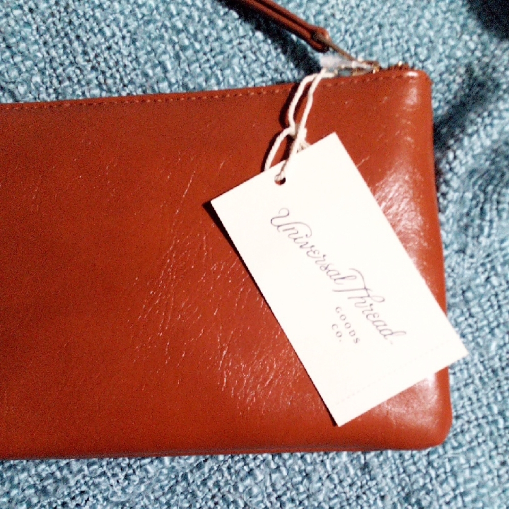 Universal Thread Women's Brown Clutch